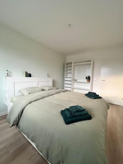 Superbe Appartement Neuf Dans Residence Familiale Aux Portes De Paris Avec Parking Ivry-sur-Seine Exterior photo